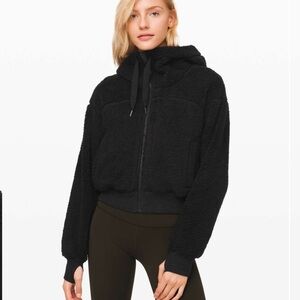 Lululemon Short Sweet and Sherpa Jacket
